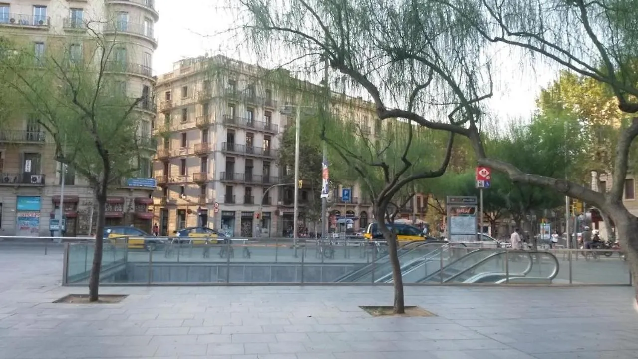 Spacious Apartment In Barcelona With Outdoor Terrace